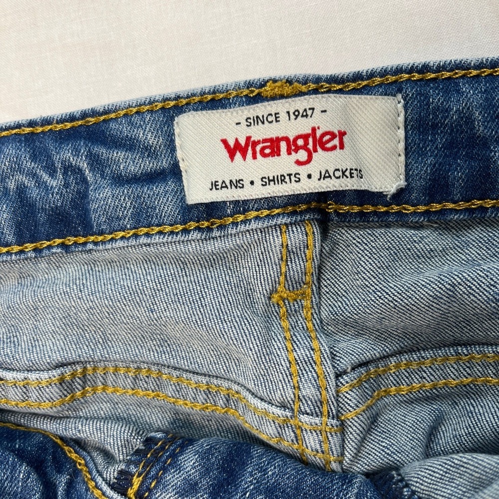 Wrangler Jeans Womens 12x30 Blue Excellent High Rise Bold Bootcut Distressed - Picture 3 of 13